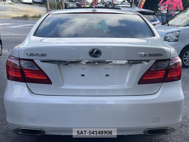 Lexus LS 2011-09 202110-3