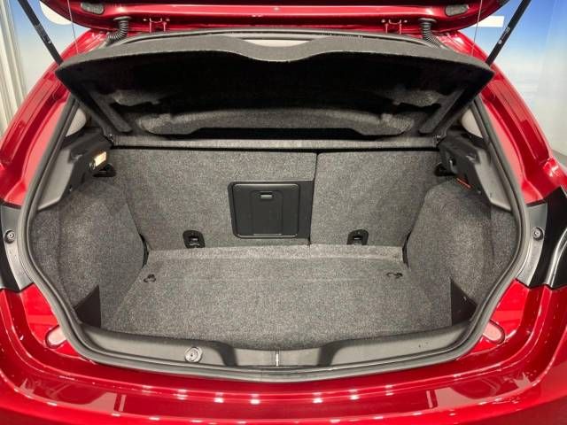 ALFA ROMEO GIULIETTA 2014-02 181214-17