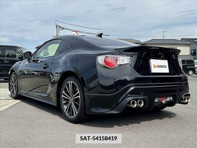 Toyota 86 2012-06 385576-12