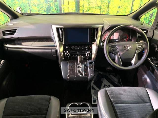 Toyota ALPHARD 2022-01 235814-1