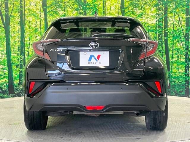 Toyota C-HR 2017-03 188939-16