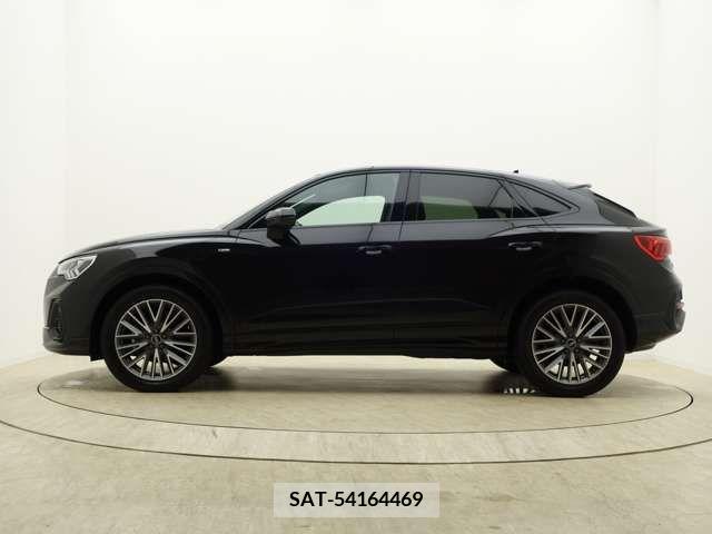 Audi Q3 2021-03 317862-7