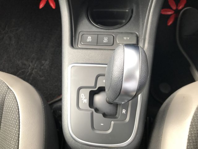 VolksWagen UP! 2018-08 13402-23