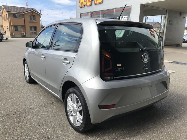 VolksWagen UP! 2018-08 13402-9