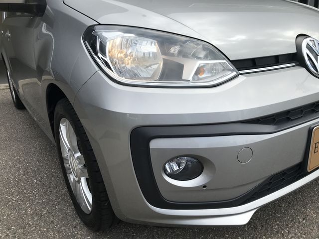 VolksWagen UP! 2018-08 13402-27