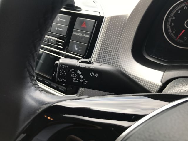 VolksWagen UP! 2018-08 13402-19