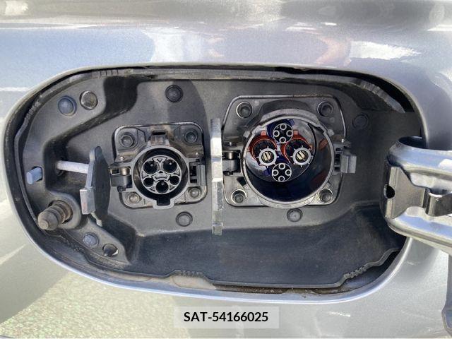 Mitsubishi OUTLANDER PHEV 2013-03 281175-20