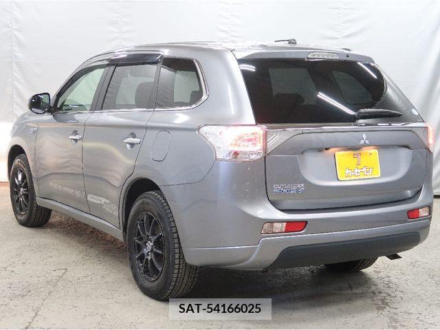 Mitsubishi OUTLANDER PHEV 2013-03 281175-27