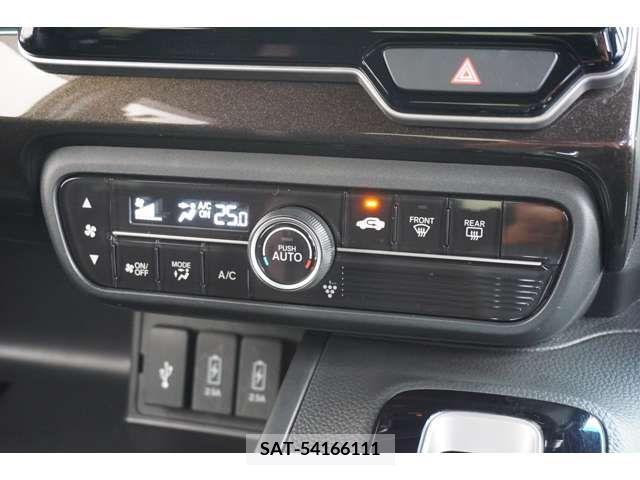 Honda N BOX CUSTOM 2018-11 306985-11