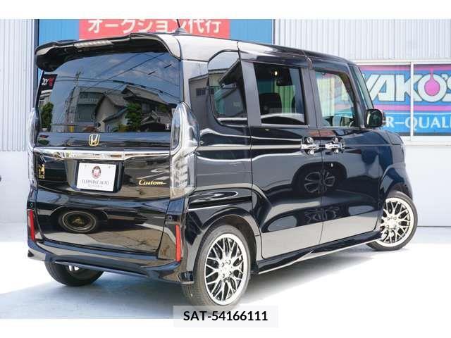 Honda N BOX CUSTOM 2018-11 306985-5