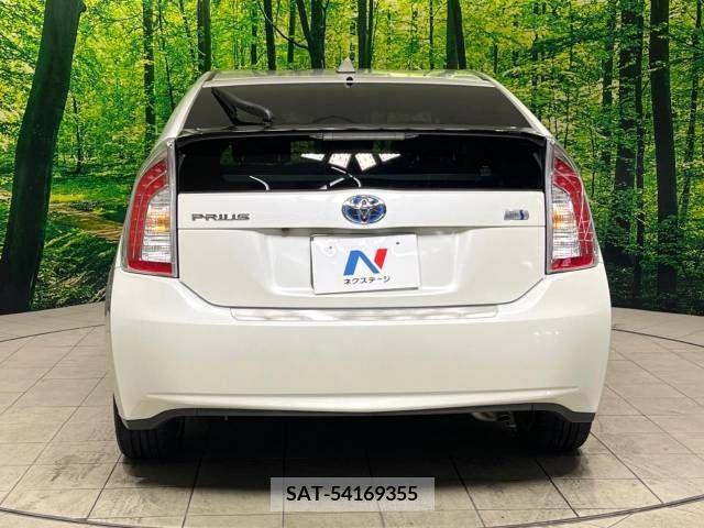 Toyota PRIUS 2013-03 221312-15