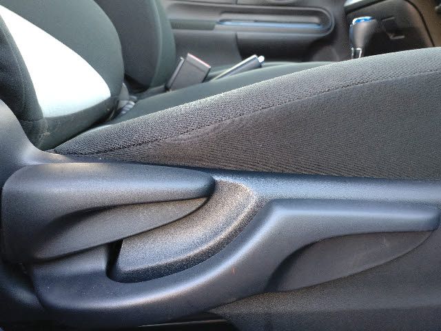 Toyota AQUA 2014-03 196249-21