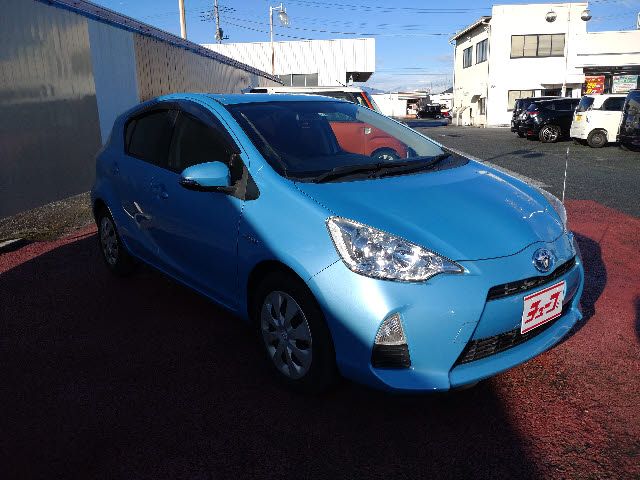 Toyota AQUA 2014-03 196249-6