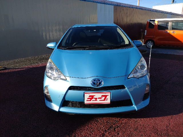 Toyota AQUA 2014-03 196249-15