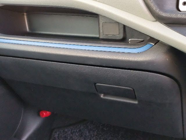 Toyota AQUA 2014-03 196249-4