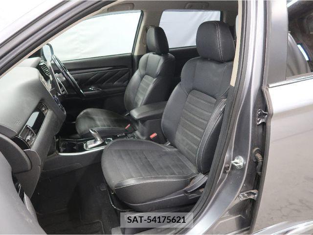 Mitsubishi OUTLANDER PHEV 2019-08 281126-7