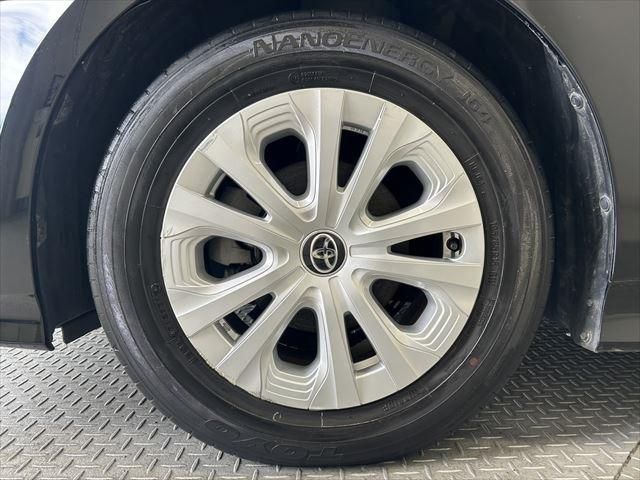 Toyota PRIUS 2019-08 9074-14