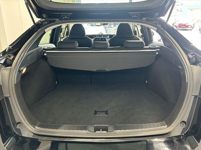 Toyota PRIUS 2019-08 9074-21