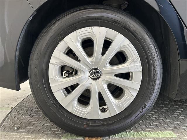 Toyota PRIUS 2019-08 9074-13