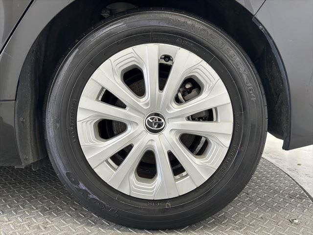 Toyota PRIUS 2019-08 9074-15