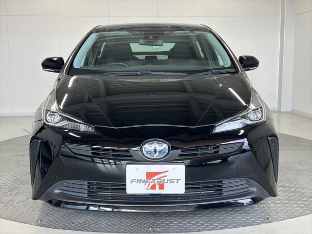 Toyota PRIUS 2019-08 9074-1