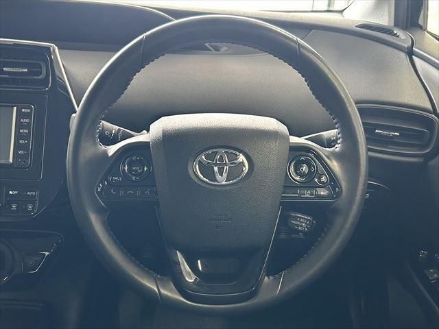 Toyota PRIUS 2019-08 9074-22