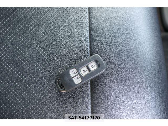 Honda N BOX CUSTOM 2018-02 279194-29