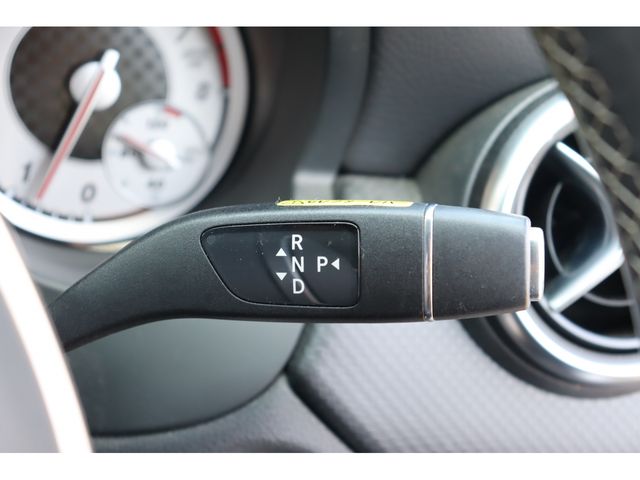 Mercedes Benz A-CLASS 2014-01 20741-6