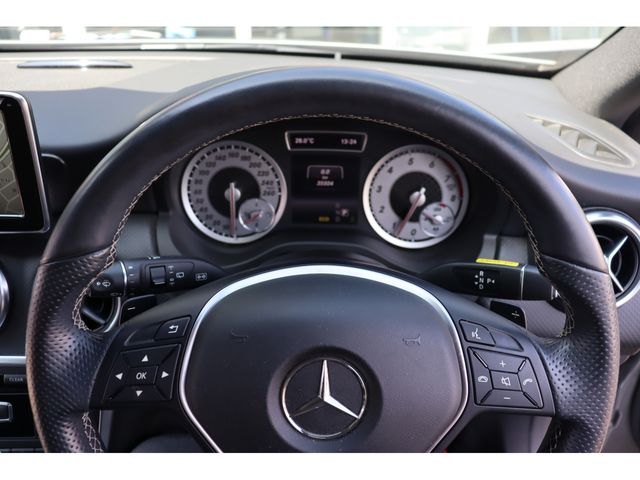 Mercedes Benz A-CLASS 2014-01 20741-12