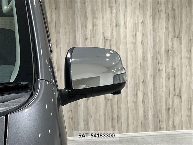 Nissan NV350 Caravan 2018-12 241117-11