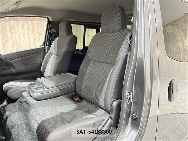 Nissan NV350 Caravan 2018-12 241117-19