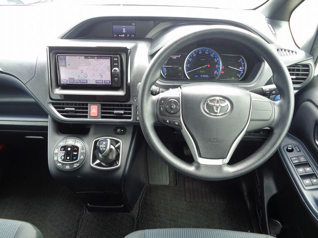 Toyota NOAH HYBRID 2016-08 27300-1