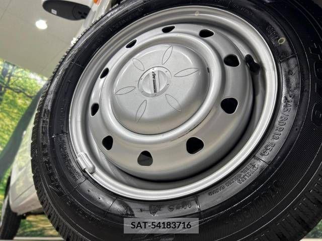 Suzuki ALTO 2015-04 351122-13
