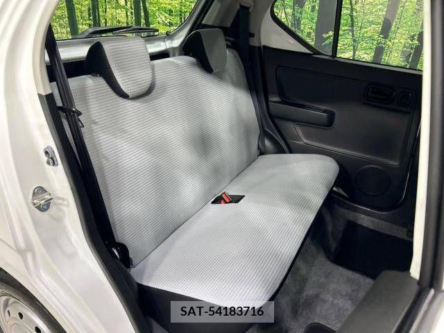 Suzuki ALTO 2015-04 351122-9