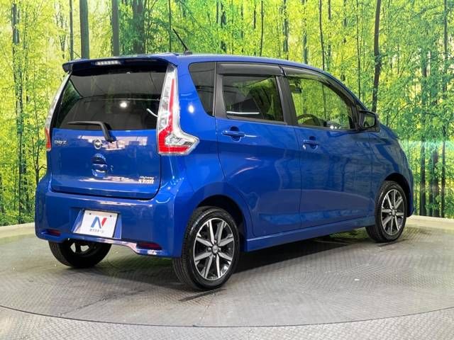 Nissan DAYZ 2016-08 12135-17