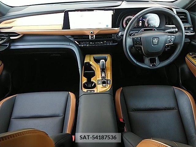 Toyota CROWN 2022-11 234053-1