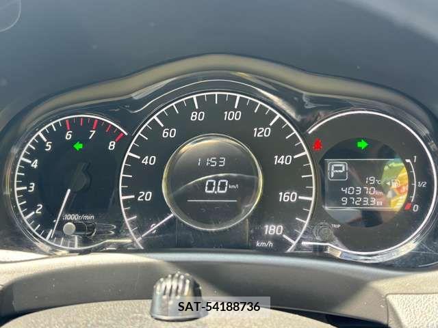 Nissan NOTE 2014-04 302346-6