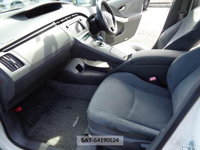 Toyota PRIUS 2009-06 386070-12