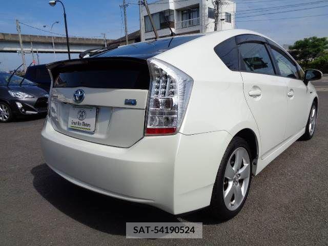 Toyota PRIUS 2009-06 386070-1