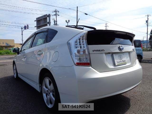Toyota PRIUS 2009-06 386070-17