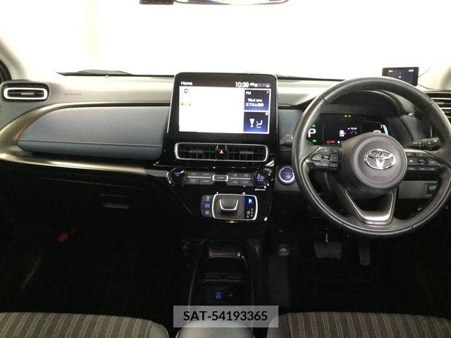 Toyota AQUA 2021-09 205485-1