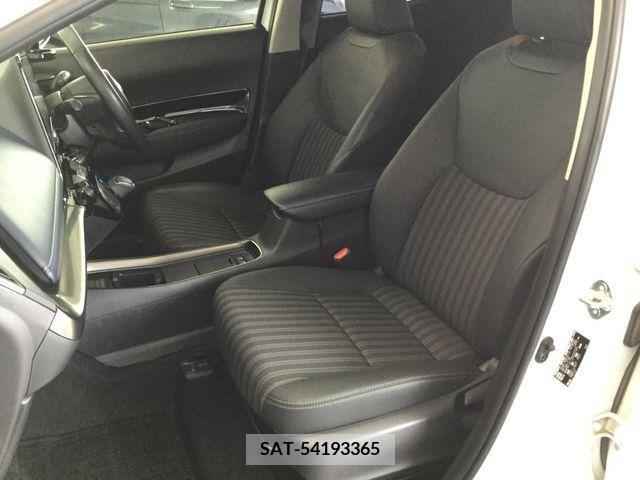 Toyota AQUA 2021-09 205485-18