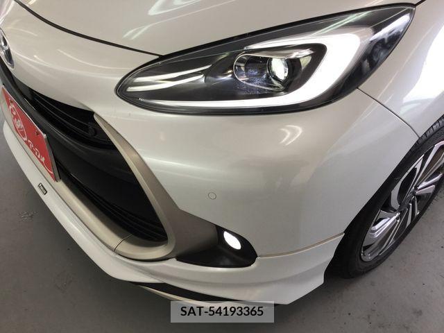 Toyota AQUA 2021-09 205485-27