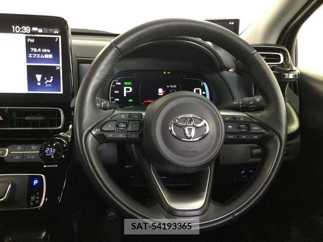 Toyota AQUA 2021-09 205485-11