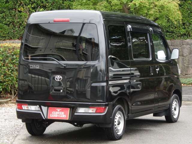 Toyota PIXIS VAN 2021-11 11678-7