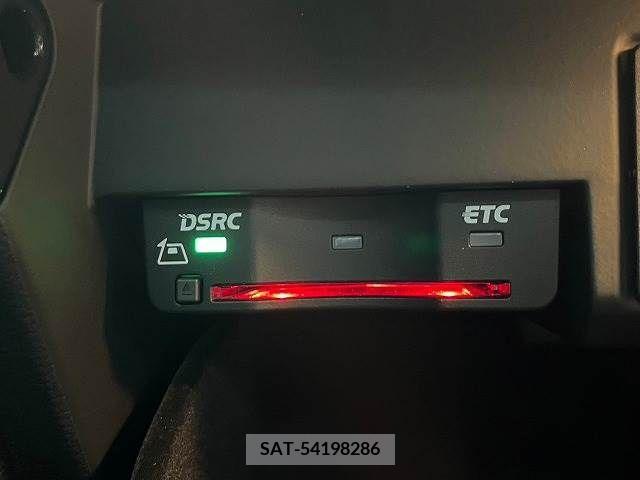 Audi A4 2017-03 379922-7