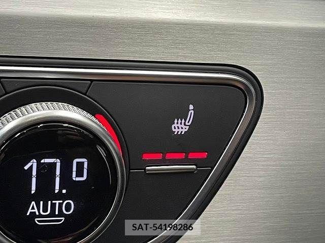 Audi A4 2017-03 379922-6