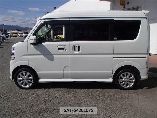 Suzuki EVERY WAGON 2017-01 216000-7