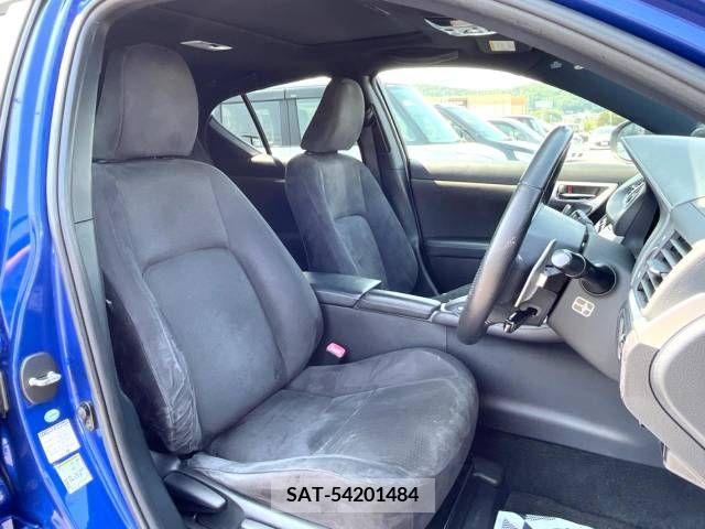 Lexus CT 2012-06 397081-12