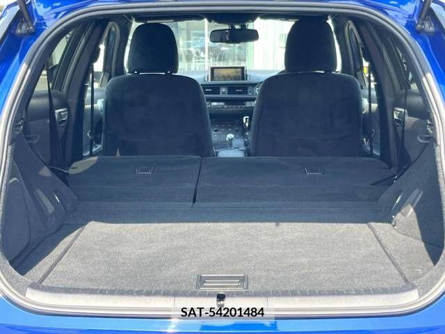 Lexus CT 2012-06 397081-14